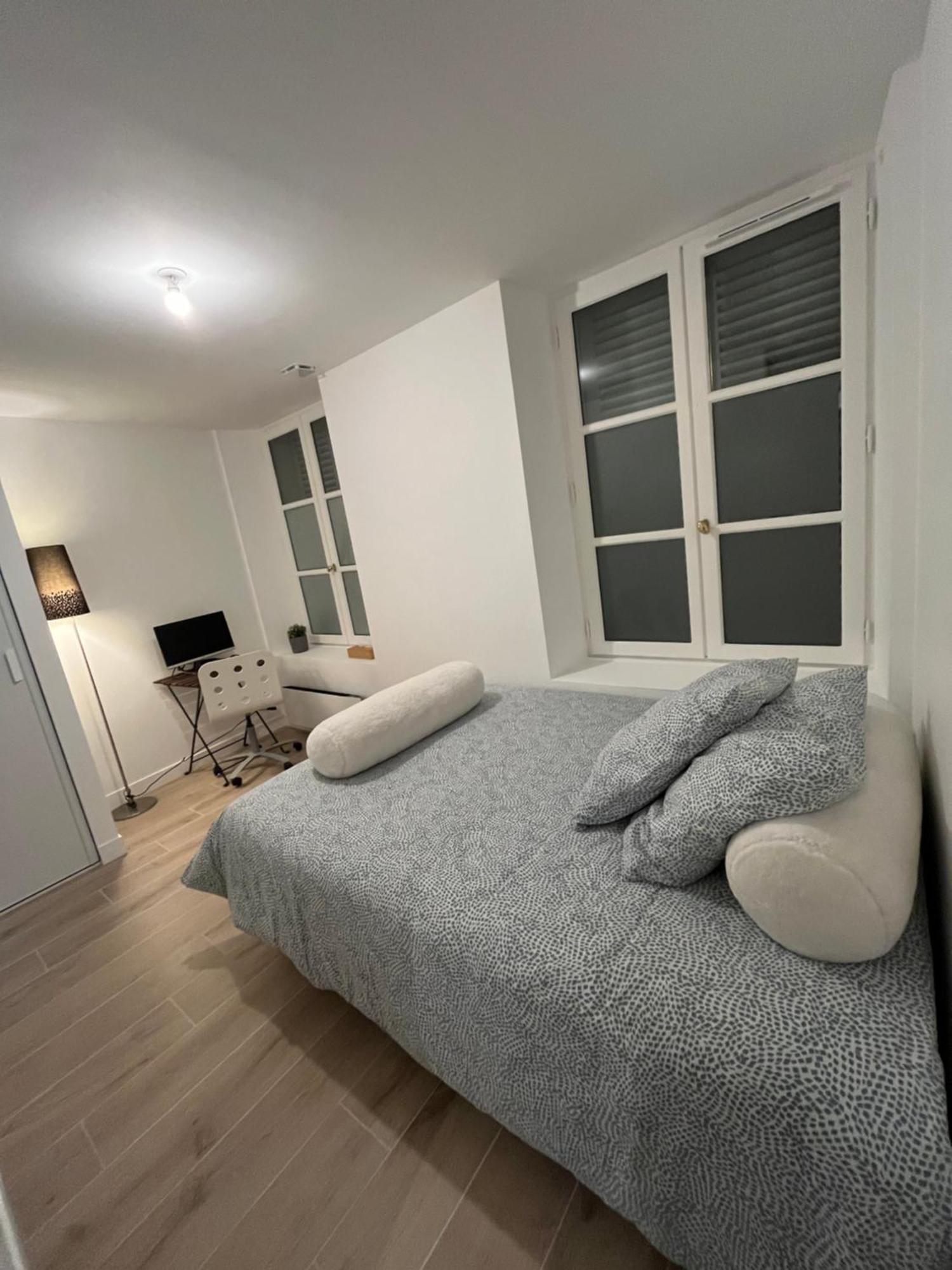 Chambre Chez Habitant Douche Wc Prives - Calme - Terrasse Сен-Жермен-ан-Ле Екстер'єр фото
